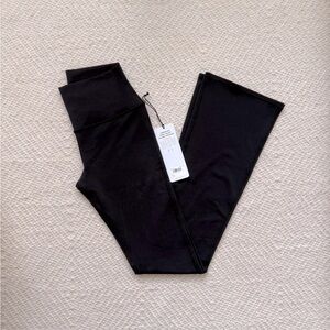 NWT Alo Airbrush High-Waist Flare Legging, black, size: small